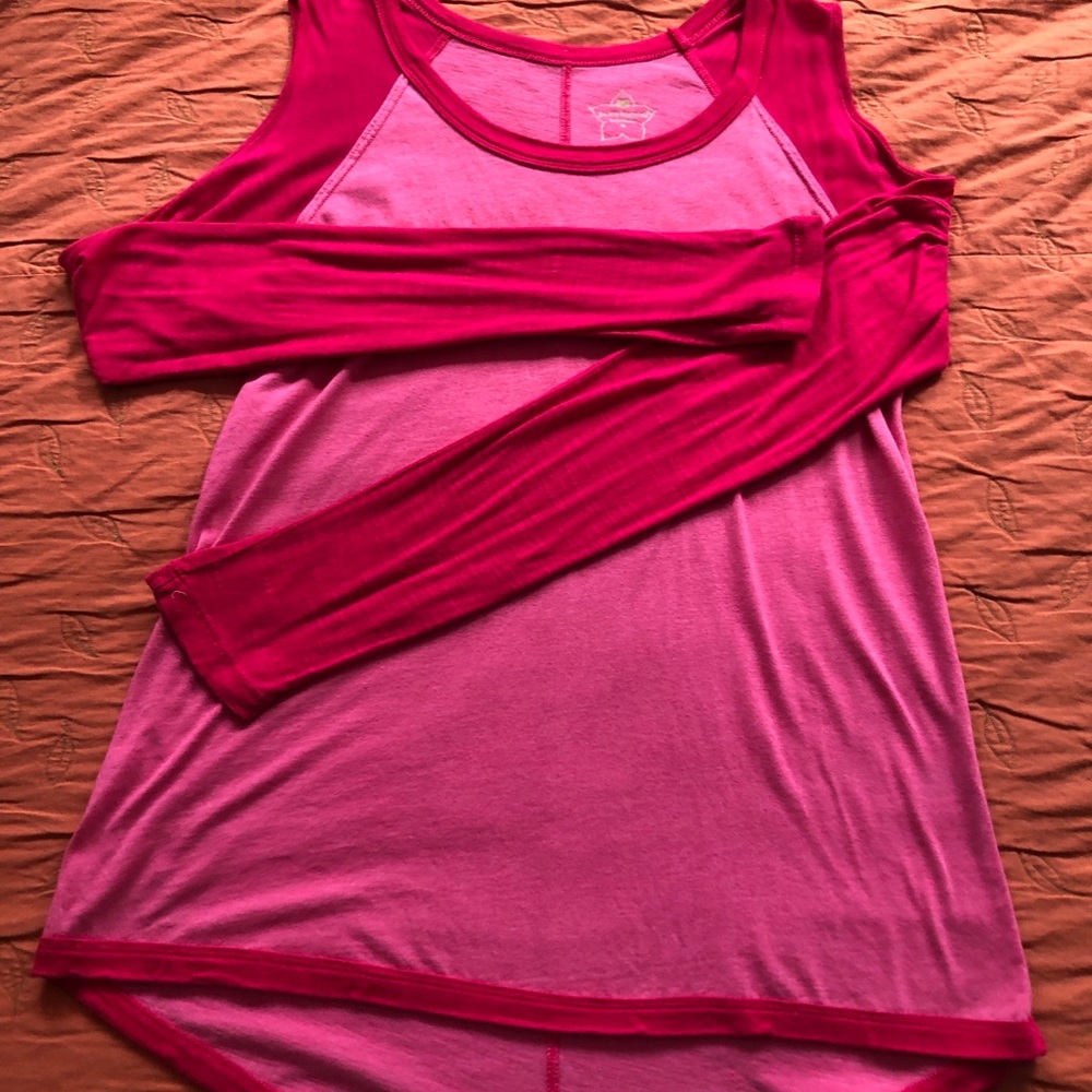 NWOT*PURE KARMA COLD SHOULDER TEE SHIRT*SOFT*NEVER WORN*NEW*MSRP $49